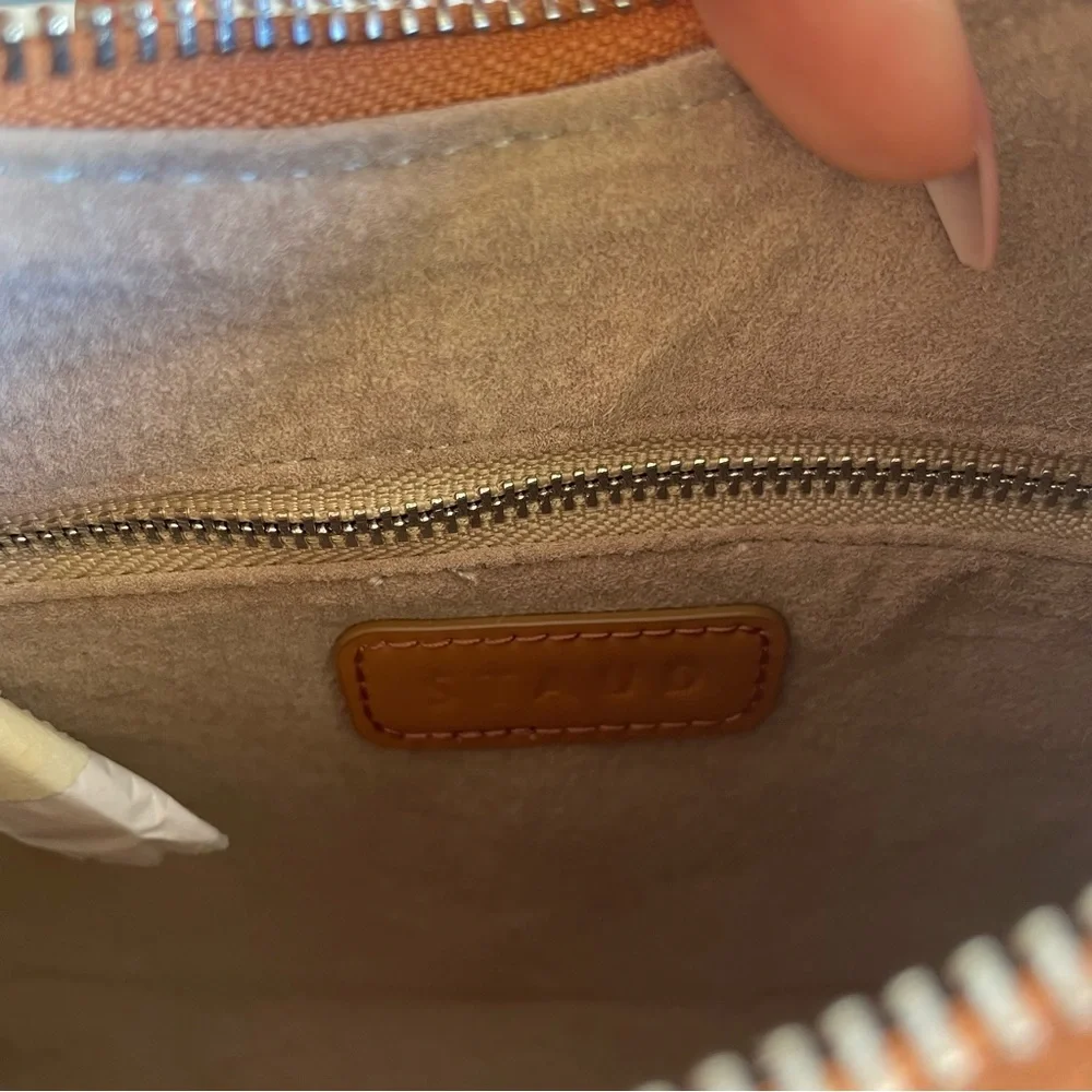 *SOLD* STAUD Scotty Shoulder Bag in Tawny - Picture 9 of 12